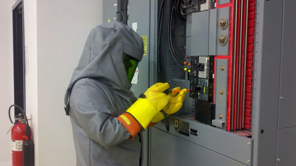 Guantes dieléctricos Colombia